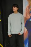 Stay stylish and cozy this winter with our oversized casual sweatshirt. Crafted from high-quality fabric for ultimate comfort and warmth, this blue sweatshirt features a relaxed fit with a classic crew neck design.